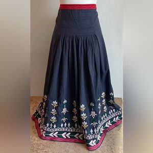 ☀️50% Off! Summer Sale☀️ LAZY BONES Embroidered Midi Skirt Side Closure Buttons